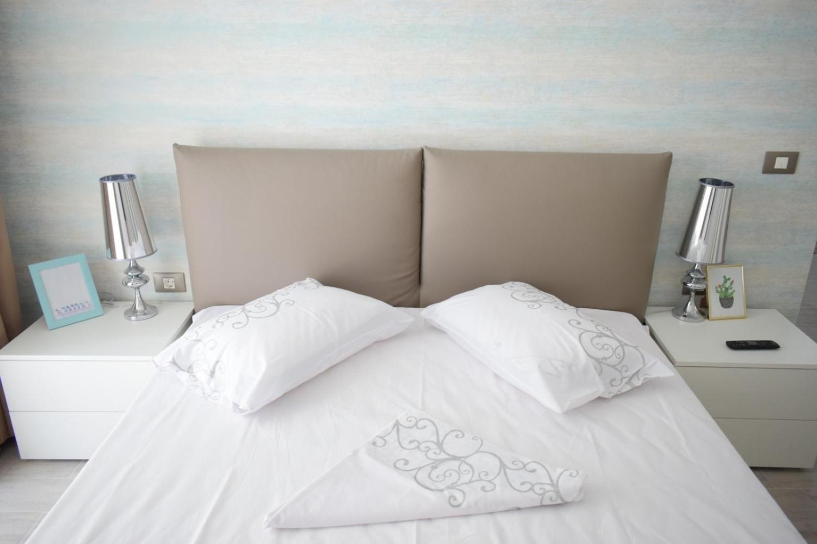 Alz Beach Apartments In Alezzi Beach Resort Năvodari Kültér fotó